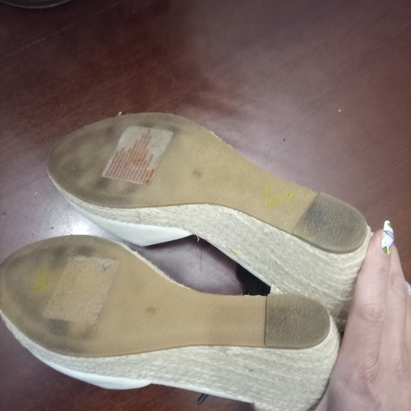 Joe Fresh Cream Espadrille Ankle Strap Shoes - Picture 4 of 4